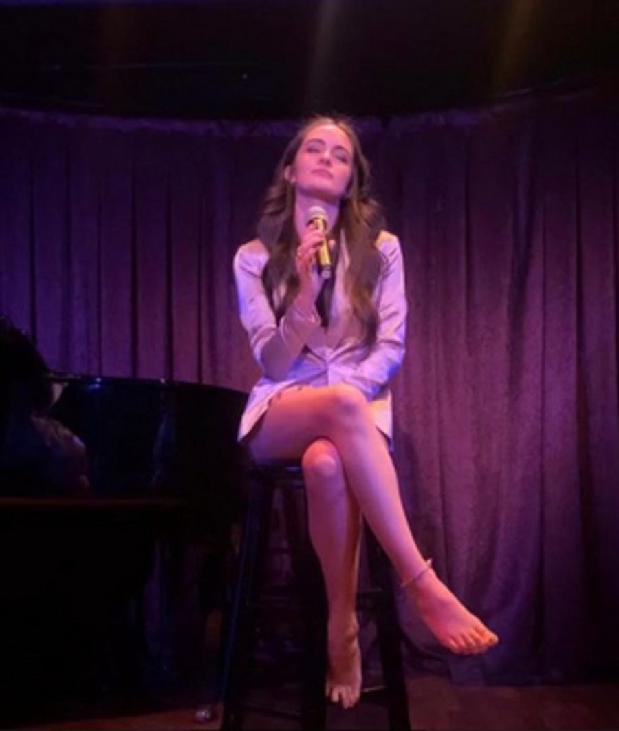 Don't Tell Mama to Present Zoë Van Tieghem's LOVE AND STUFF Image