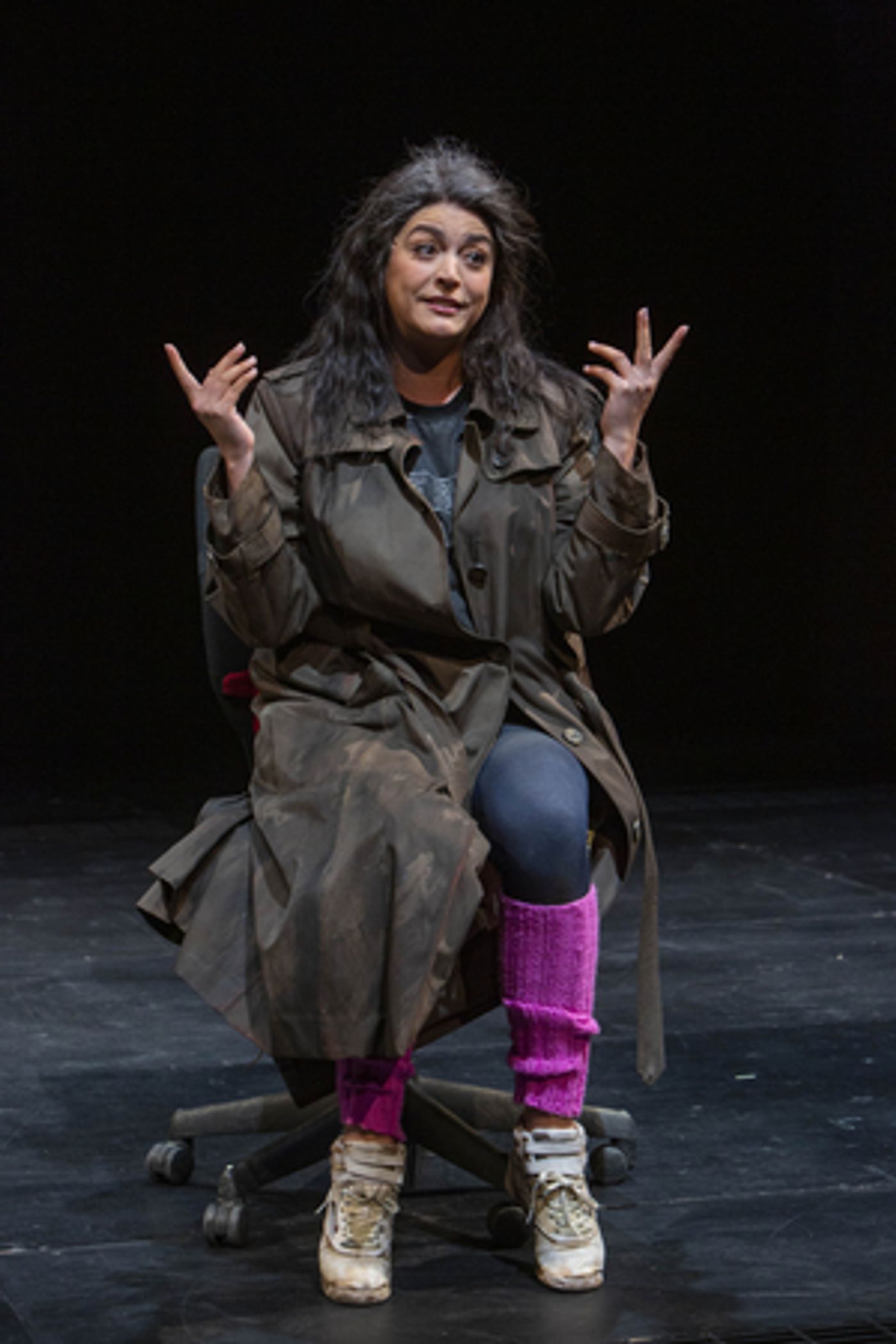 Review Roundup: Cecily Strong Stars in THE SEARCH FOR SIGNS OF INTELLIGENT LIFE IN THE UNIVERSE at The Shed  Image