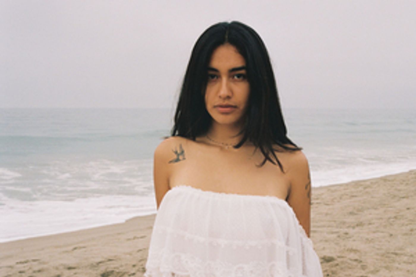 Niko Rubio Releases New Single 'Hold Me Down'  Image