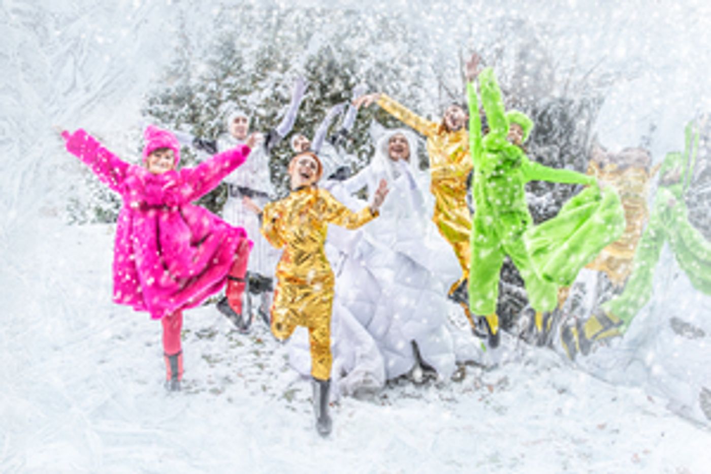 Review: QUEEN. BACKYARD TALE. at Wroclaw Mime Theatre Review: QUEEN. BACKYARD TALE. at Wroclaw Mime Theatre Image