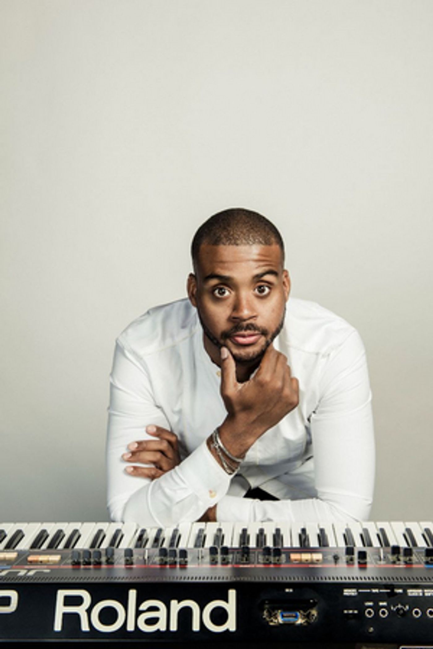 New Date Announced for Cue & A with Robert Kraft Featuring Kris Bowers at The Broad Stage  Image