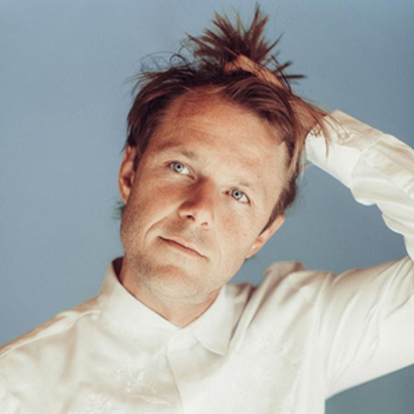 VIDEO: Josiah Johnson Shares Video For New Track 'Hello, Hello On Fire!' VIDEO: Josiah Johnson Shares Video For New Track 'Hello, Hello On Fire!' Image