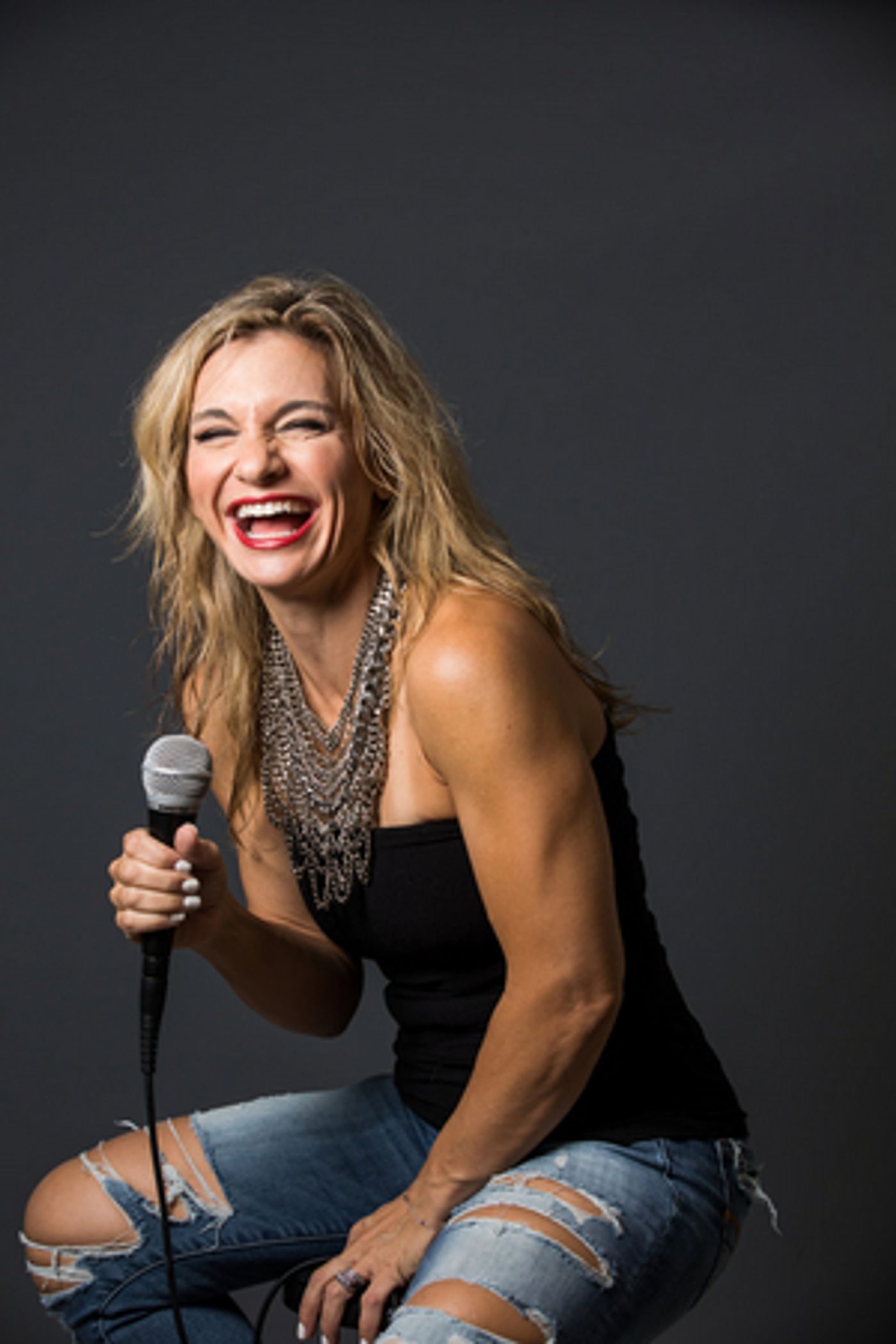 Feature: Liz Cracchiolo Performs One-Woman Cabaret at NYC's The Duplex  Image