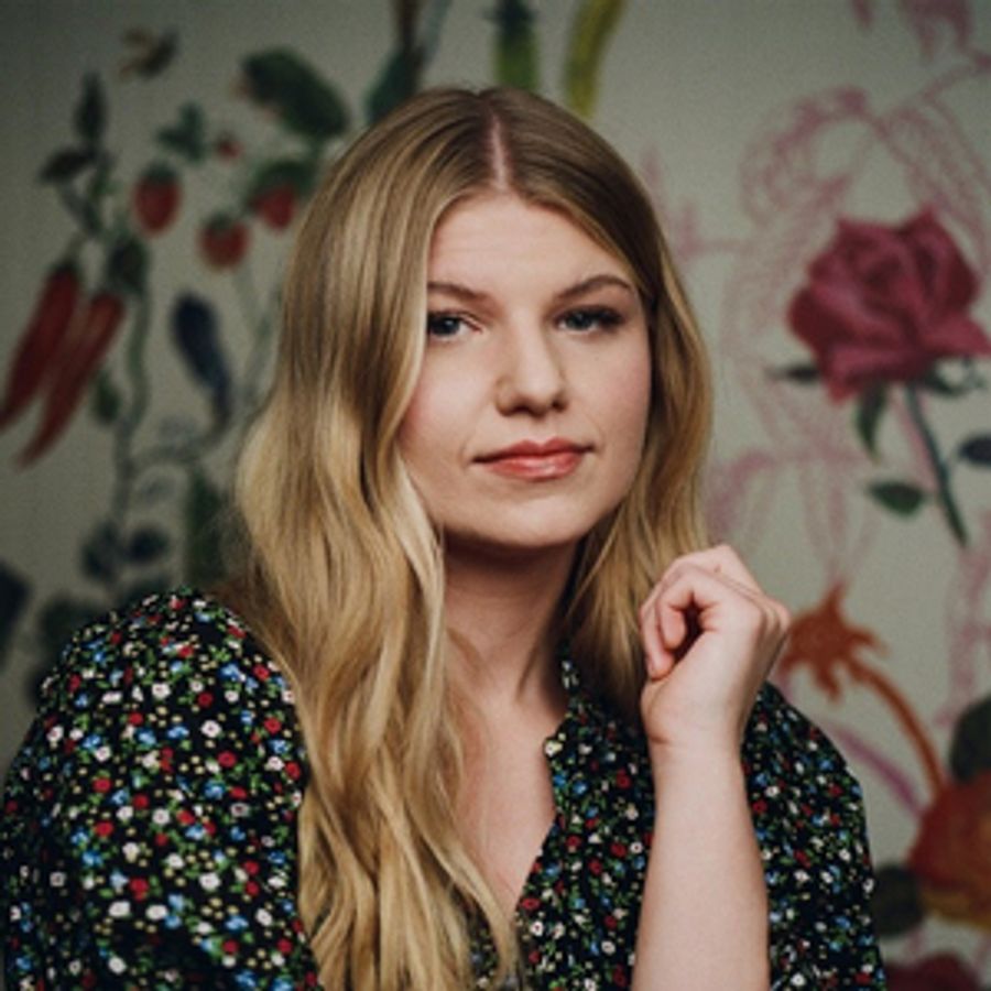 Brynn Elliott Shares New Single 'Terrified' Image