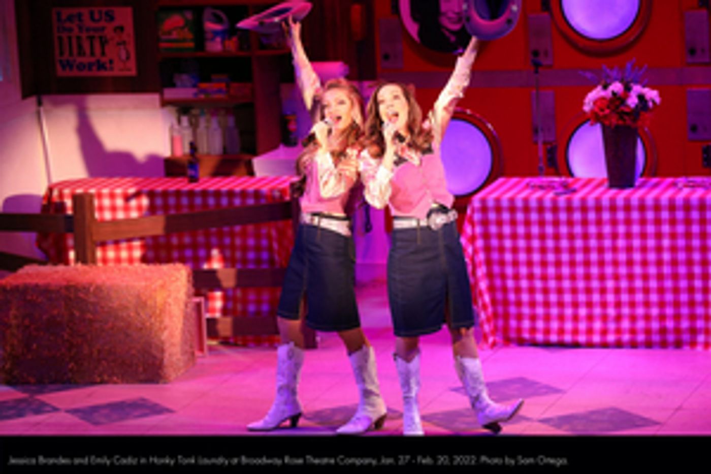 Review: HONKY TONK LAUNDRY at Broadway Rose  Image