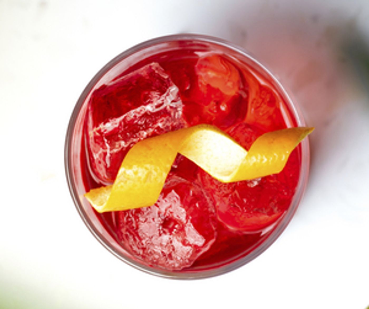 BEEFEATER LONDON DRY GIN for a Valentine's Day Negroni  Image