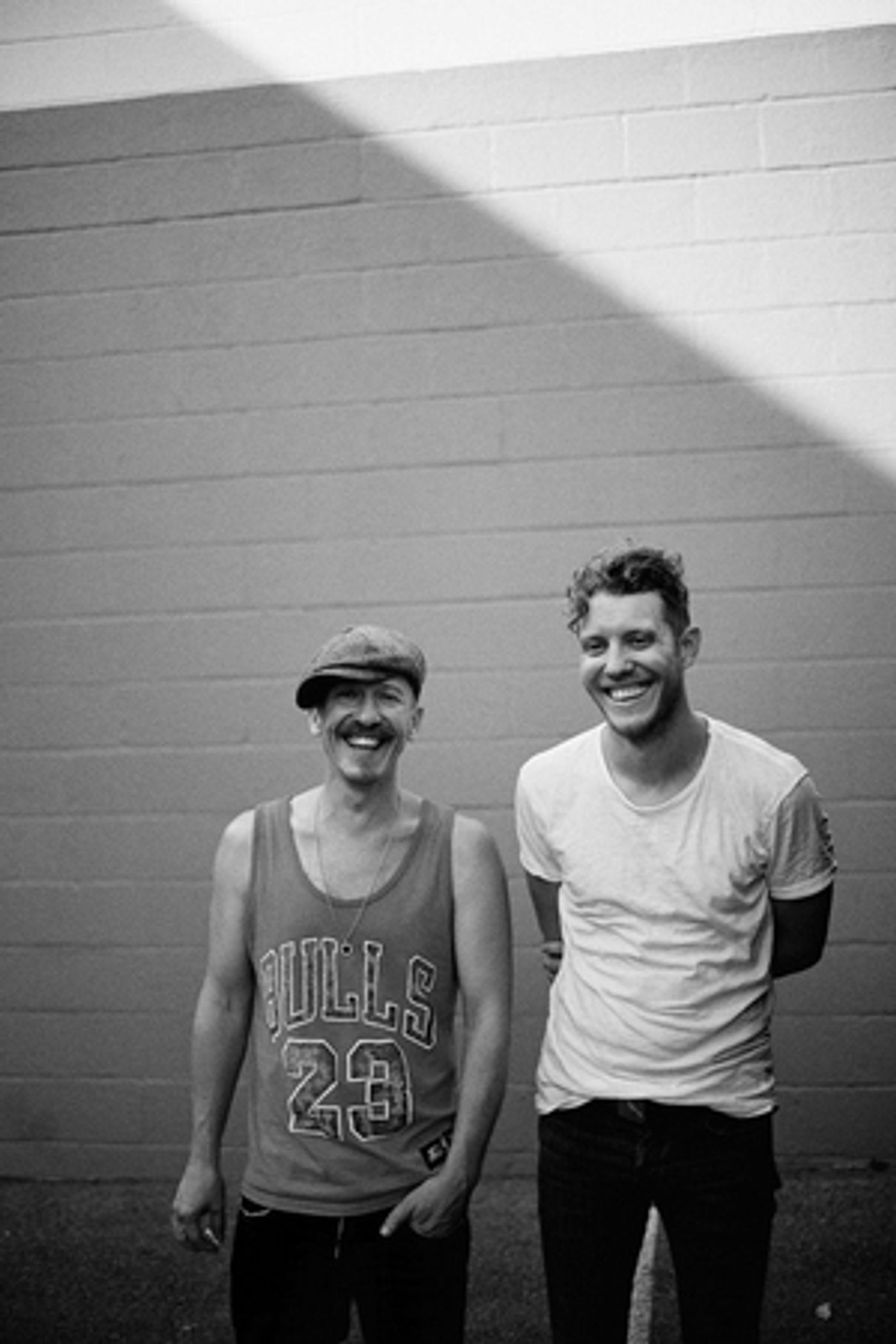 VIDEO: Foy Vance Releases New Music Video 'Sapling' Featuring Anderson East  Image