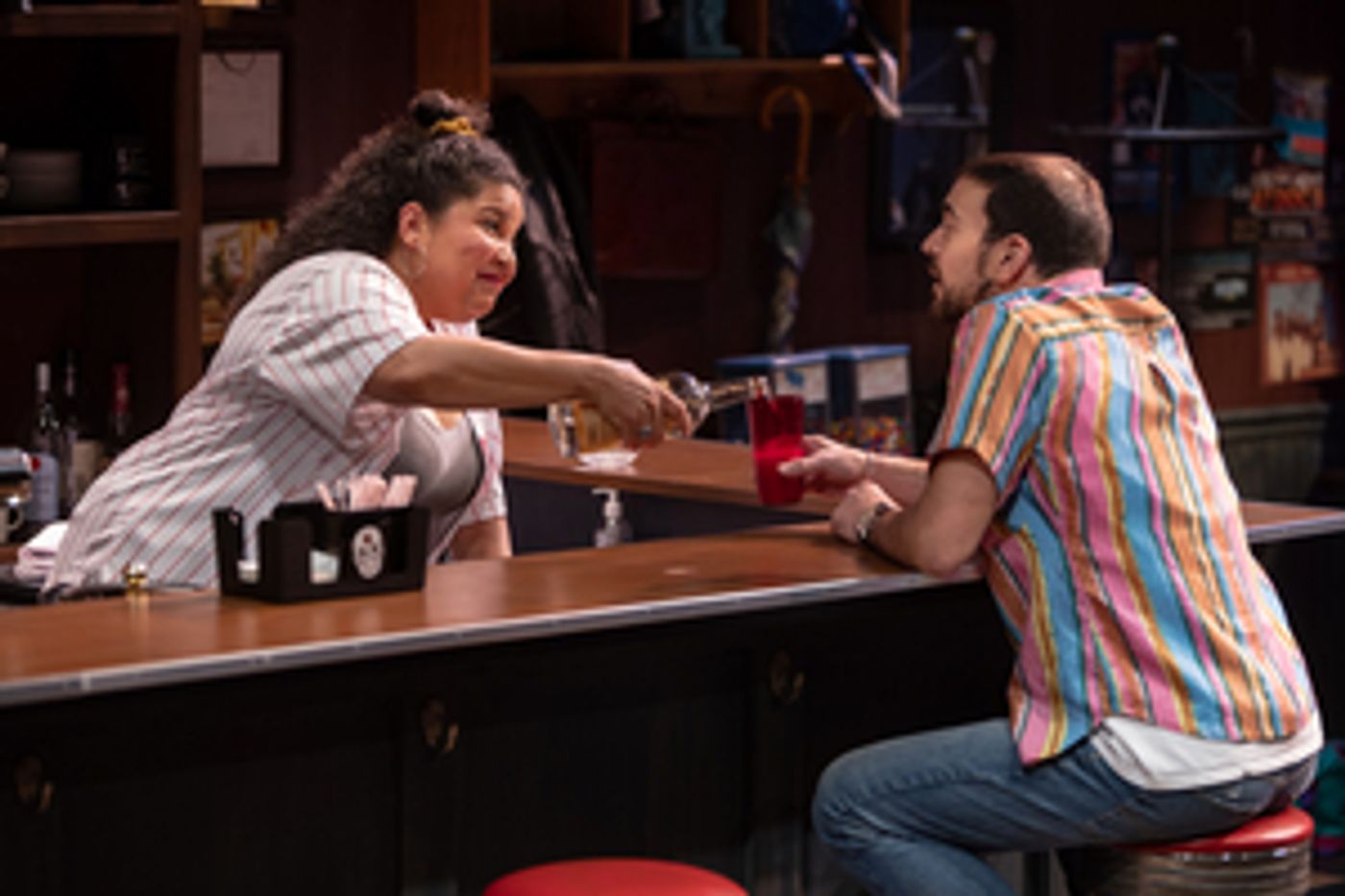 Review: DAPHNE'S DIVE at Signature Theatre  Image