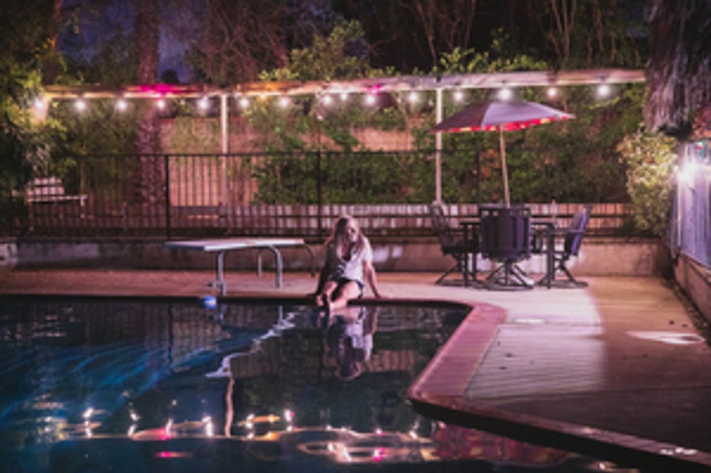 Pink Mountaintops Announce New Album 'Peacock Pools'  Image