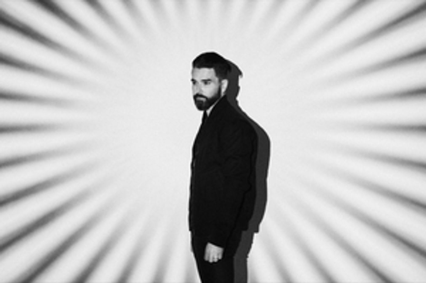 VIDEO: Dashboard Confessional Perform 'Everyone Else is Just Noise' on KIMMEL  Image