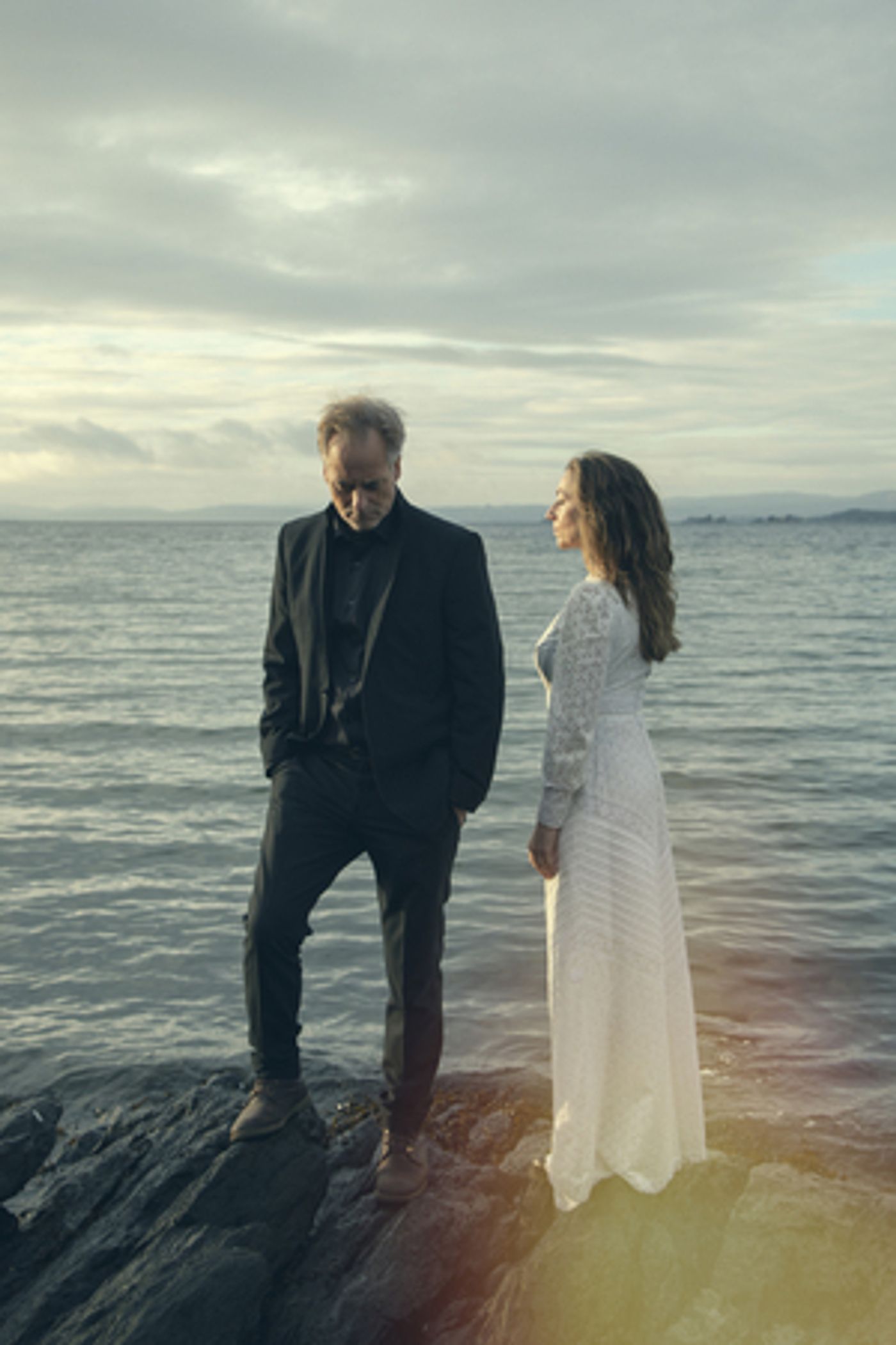 Review: WHEN WE DEAD AWAKEN, The Coronet Theatre  Image