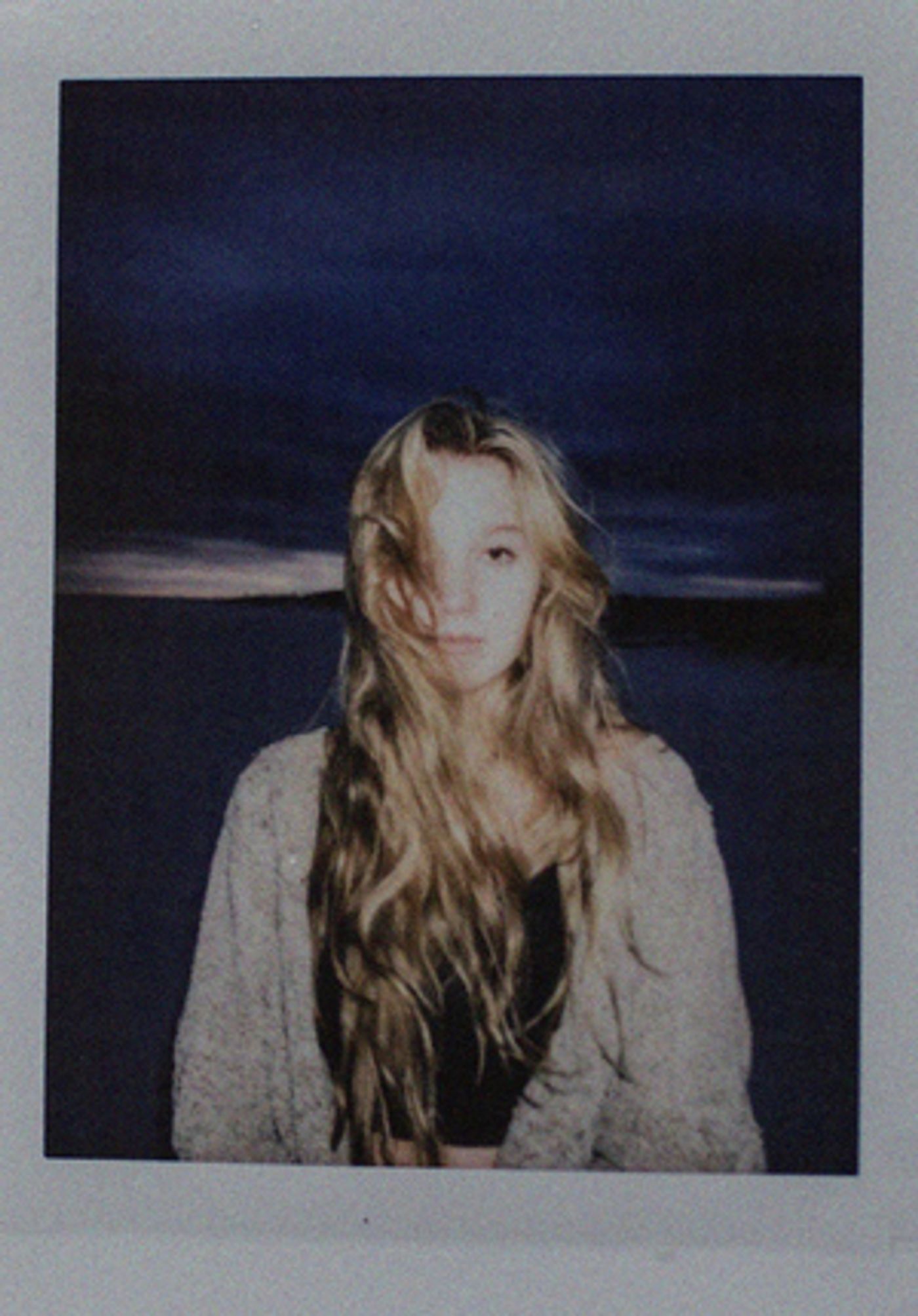 Sydney Rose Debuts New Single 'Phoebe Told Me' Sydney Rose Debuts New Single 'Phoebe Told Me' Image