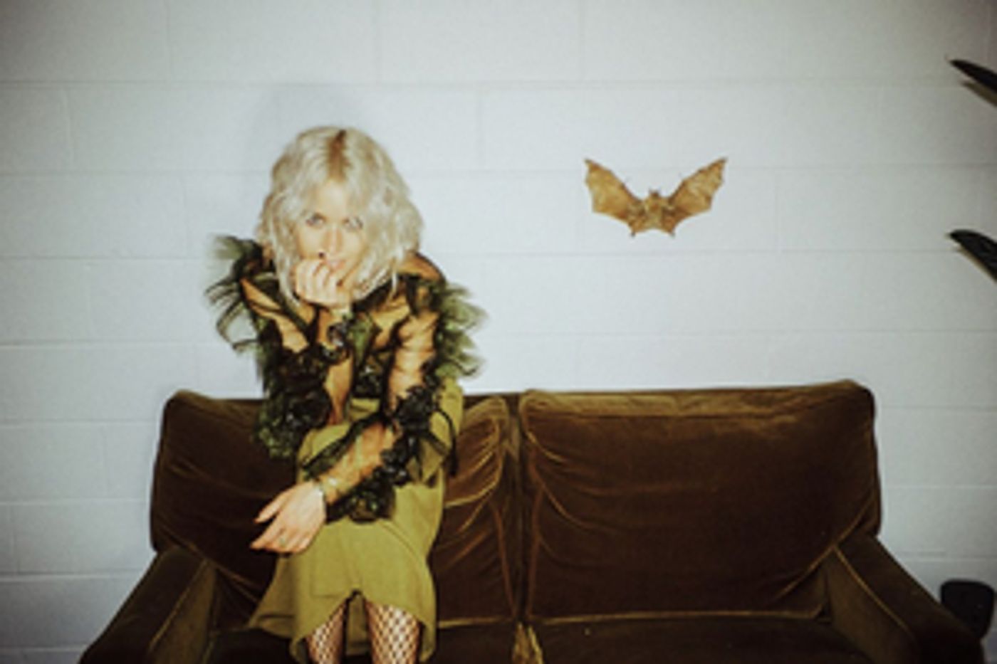 Annie Hamilton Shares New Single 'Night Off'  Image