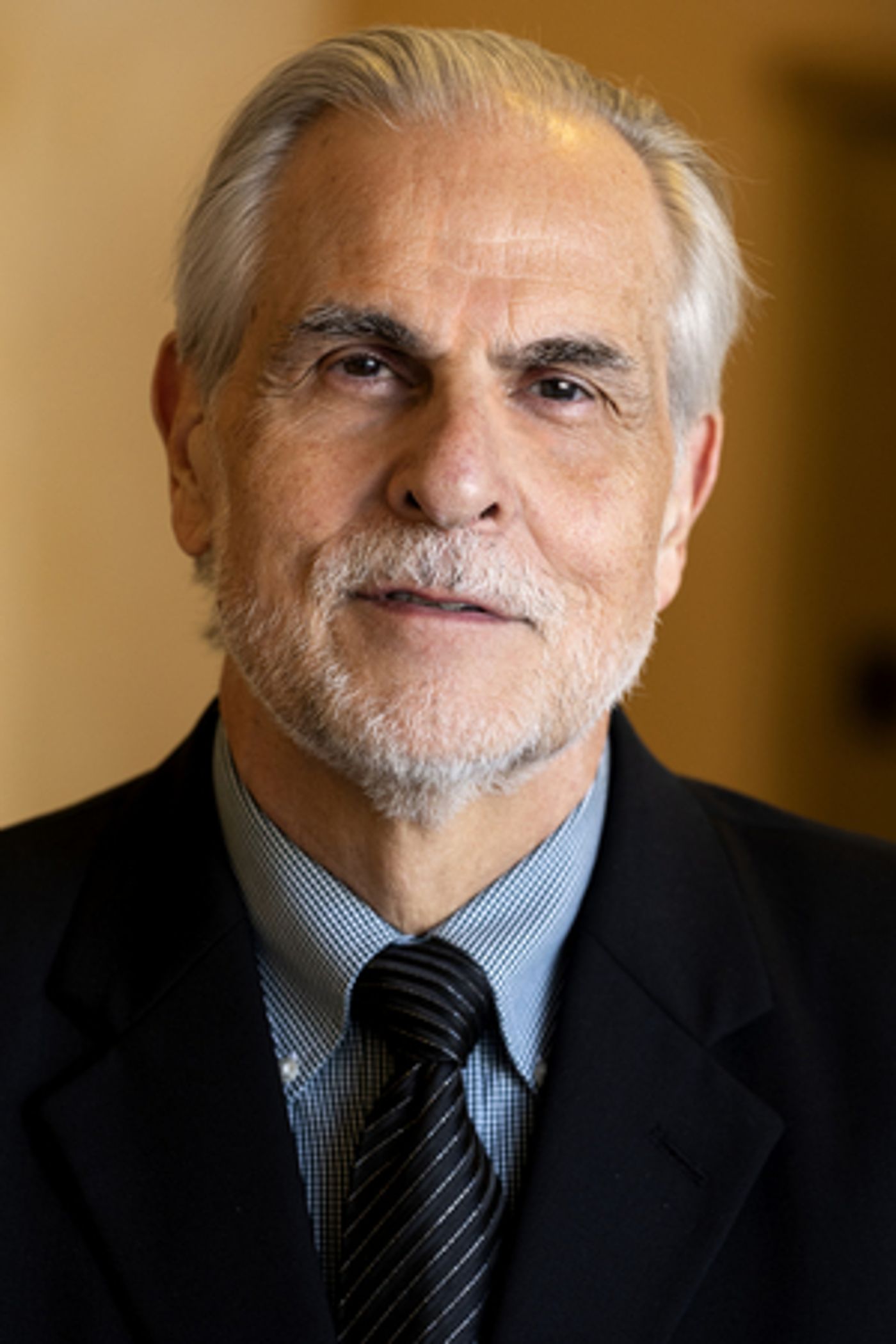 Sarasota Opera Will Celebrate Victor DeRenzi's 40th Season  Image