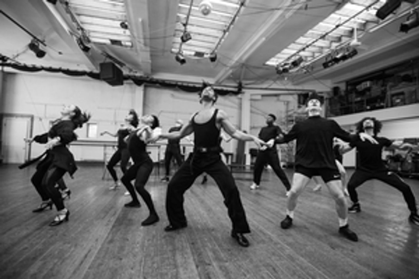 Full Cast Announced for Johannes Radebe: Freedom UK Tour  Image