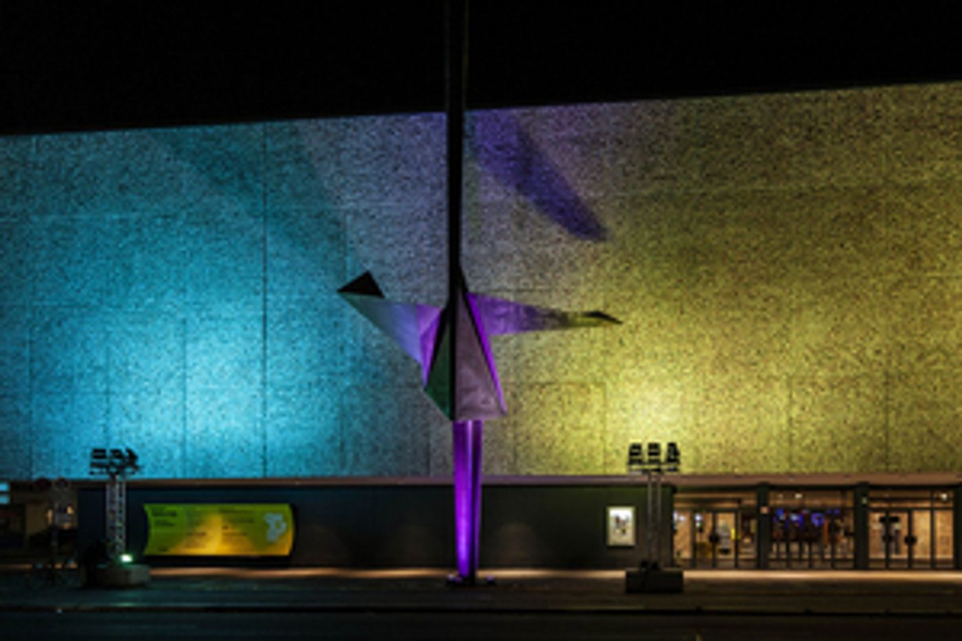 Deutsche Oper Berlin Announces Benefit For Ukraine Deutsche Oper Berlin Announces Benefit For Ukraine Image