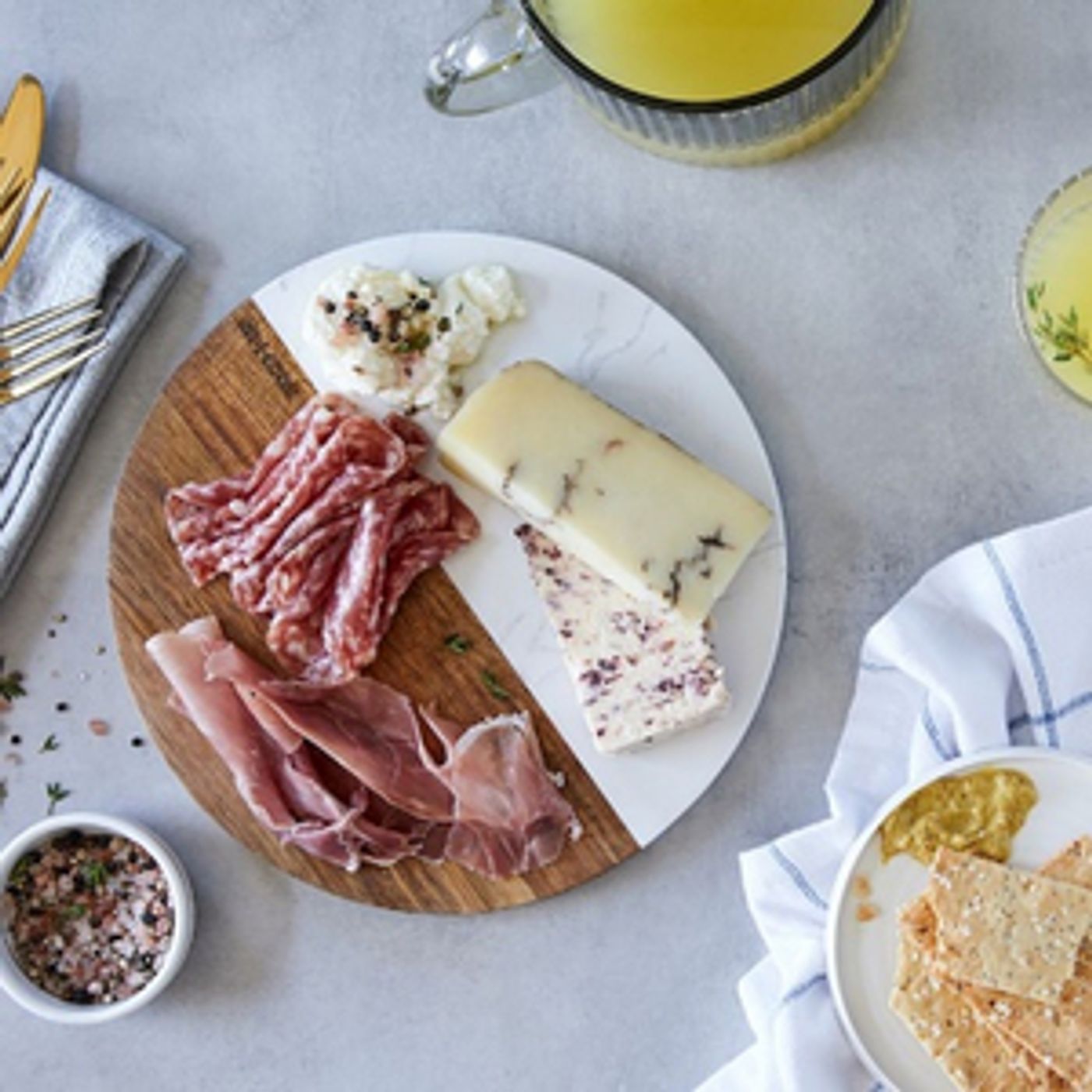 MARCH MADNESS Watch Party Essentials  Image