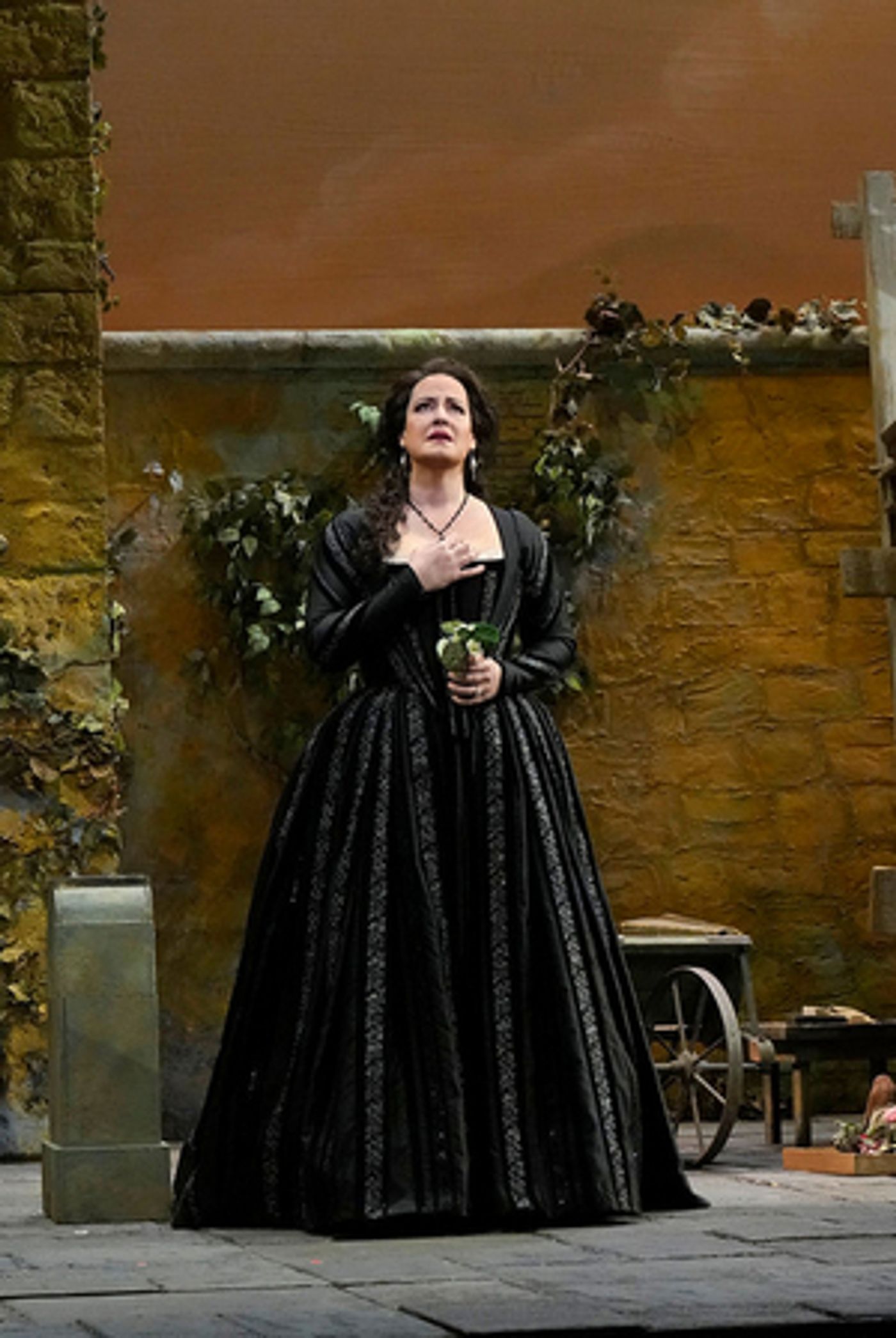 Review: Dazzling RODELINDA Proves the Met's Not Too Big To Handle Handel  Image