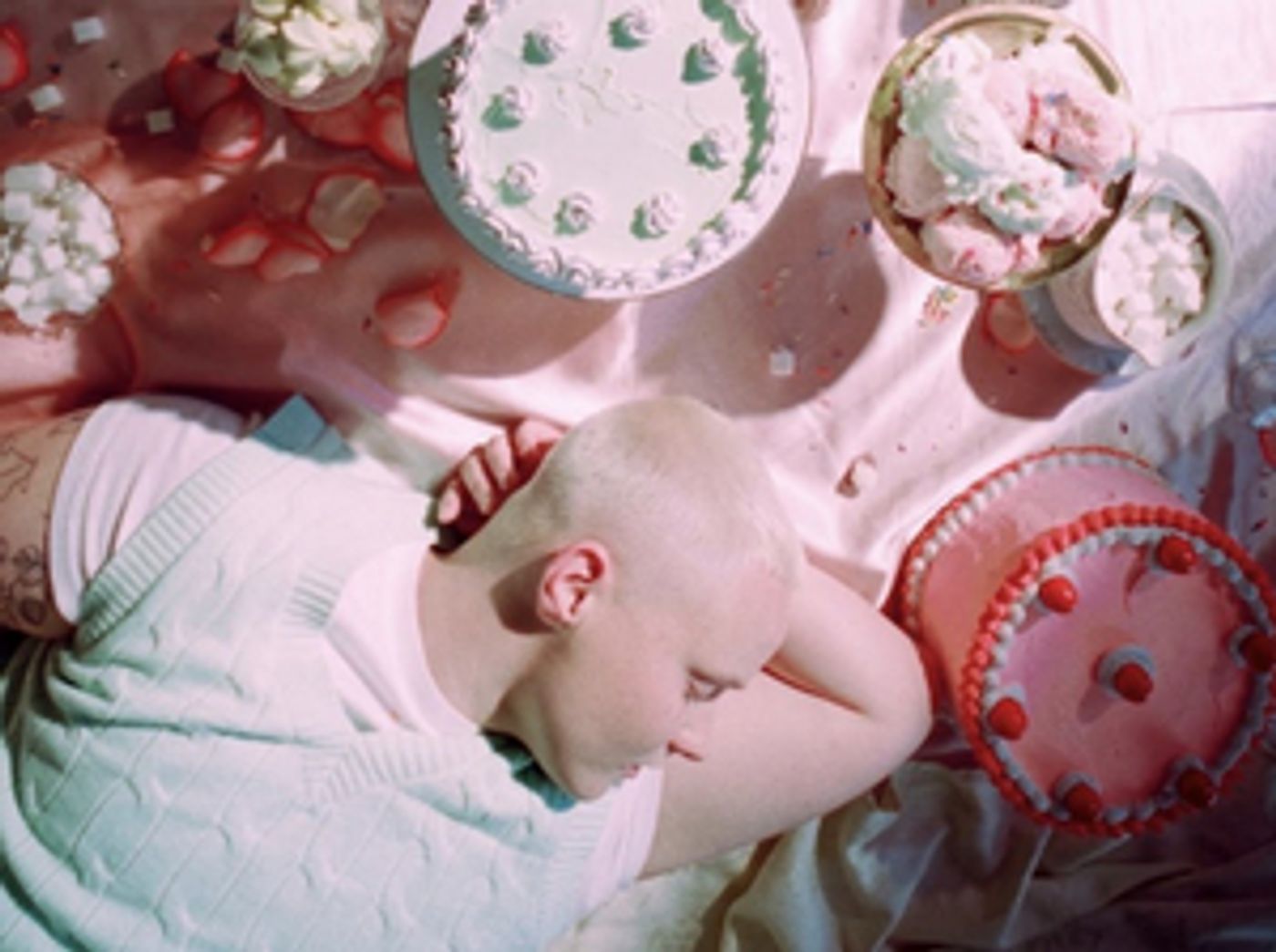 Miki Ratsula Releases New Album 'i owe it to myself' Miki Ratsula Releases New Album 'i owe it to myself' Image