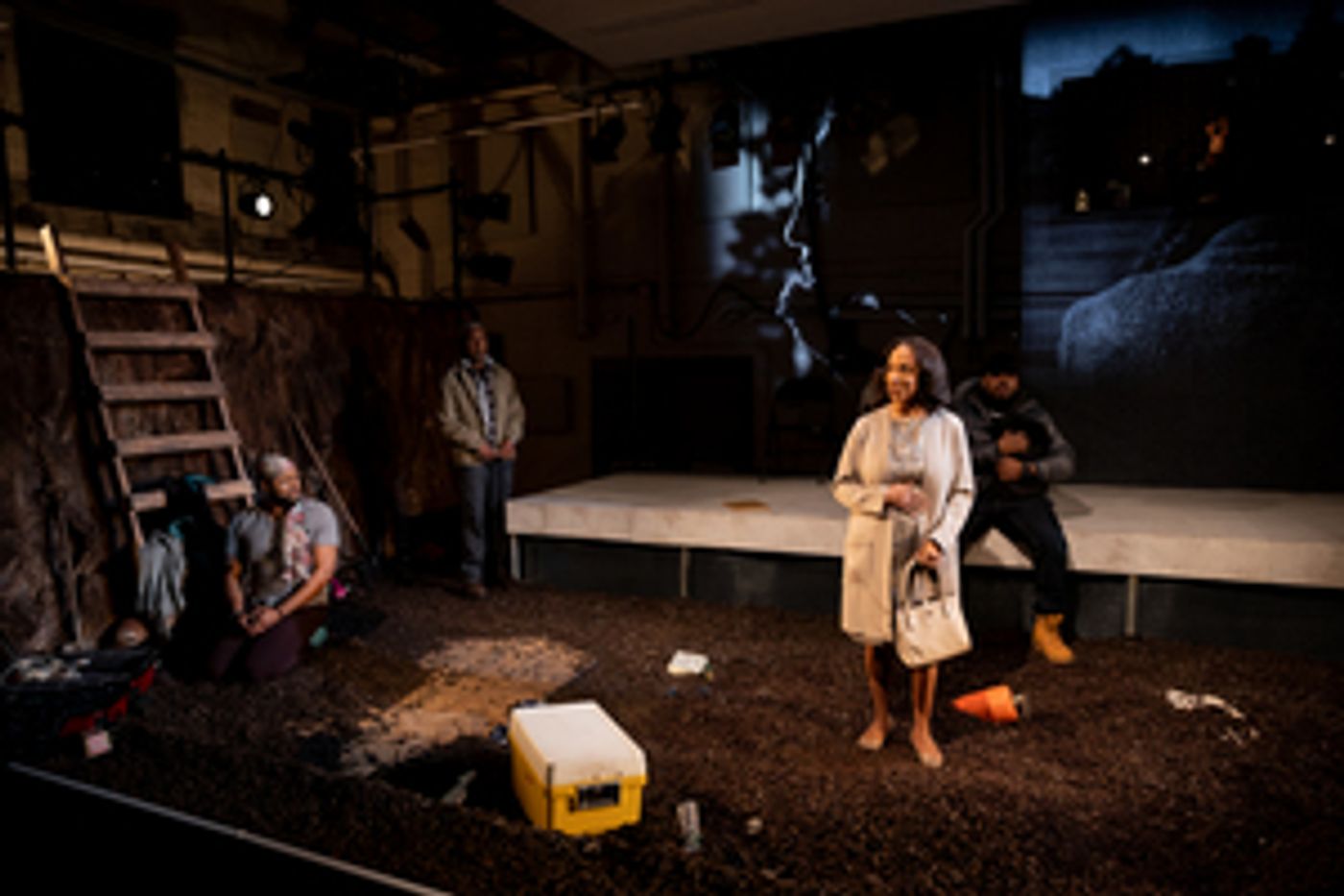 Review: HART ISLAND at The Gym at Judson  Image