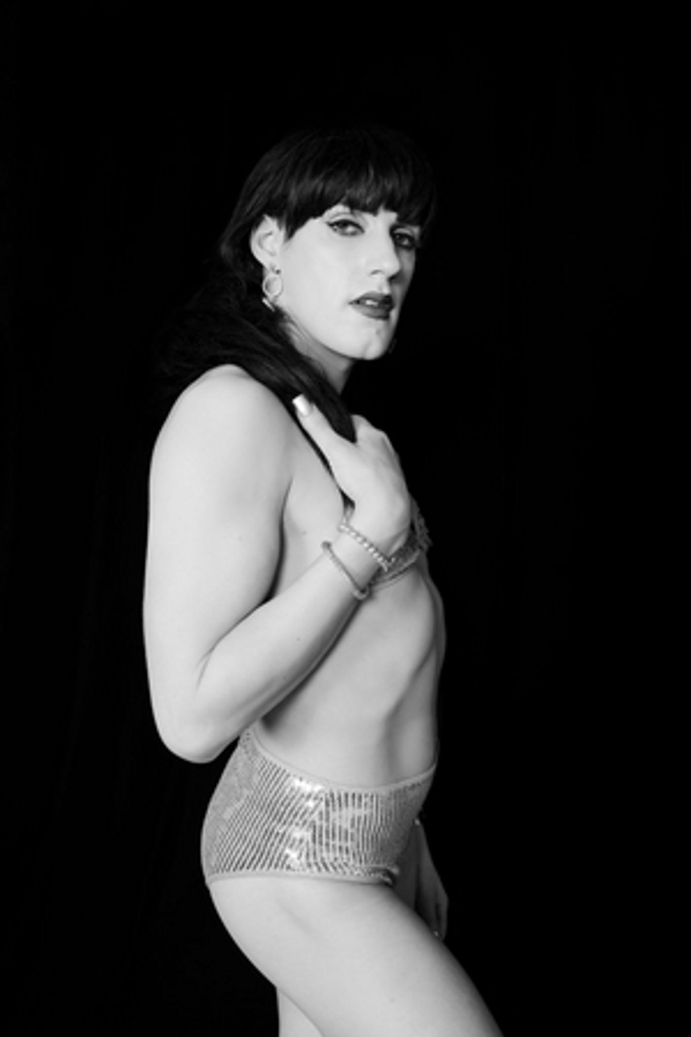 La Neve Debuts New Single 'Soft Power' La Neve Debuts New Single 'Soft Power' Image