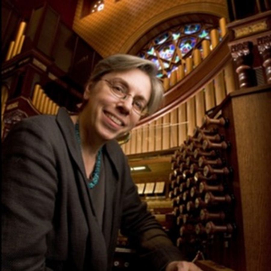 Leading Female Organist Gail Archer Performs Ukrainian Music In Benefit Concert, April 28 Image