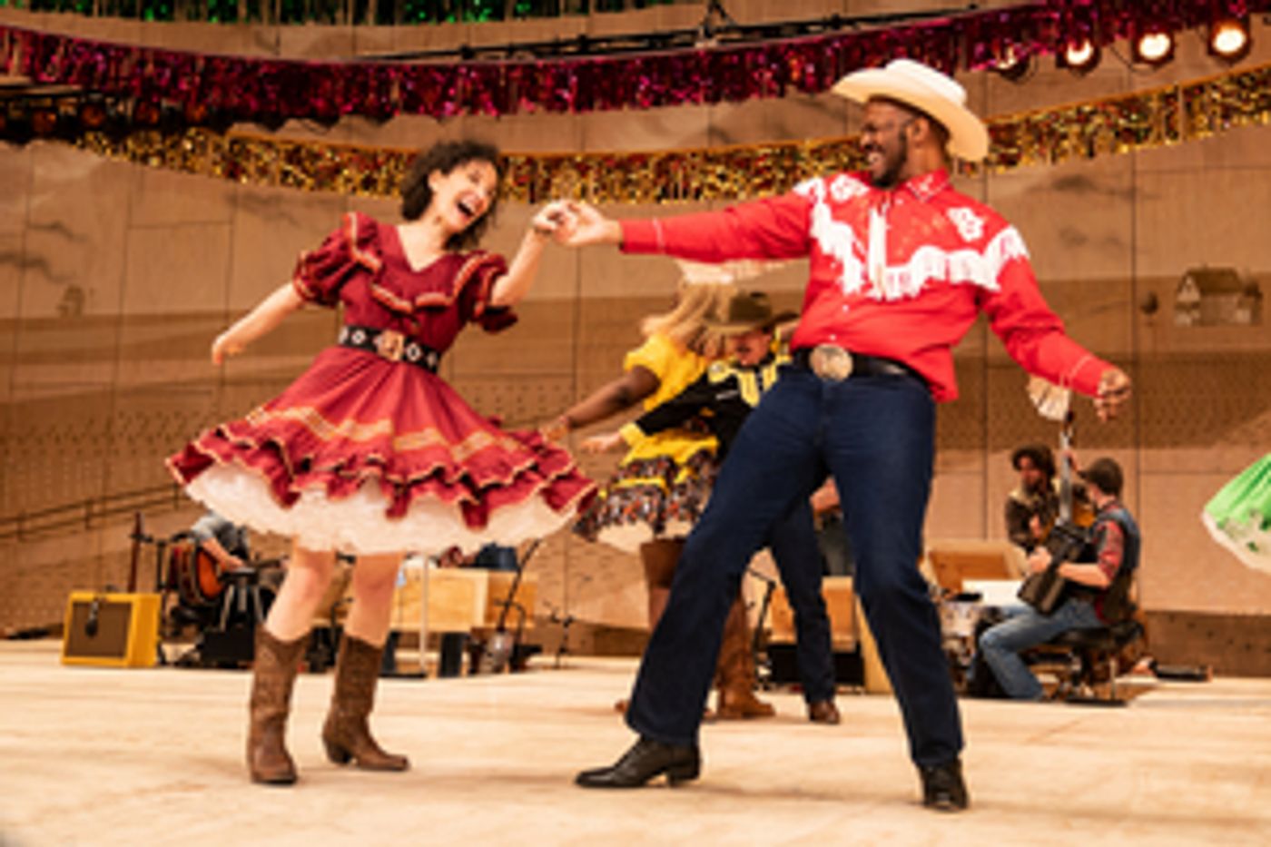 Dallas Premiere of OKLAHOMA! is Coming to the Winspear Opera House  Image