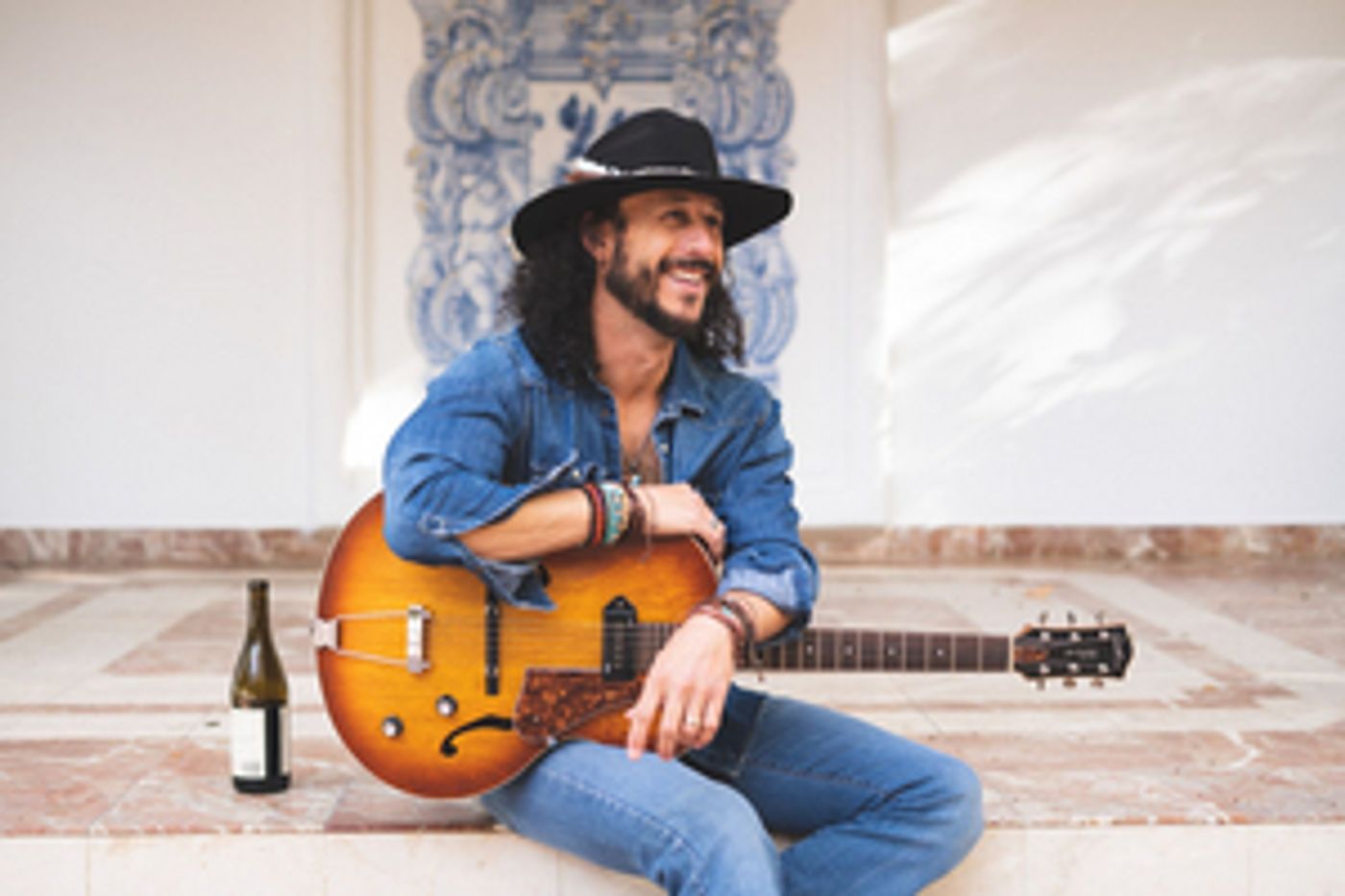 David Rosales to Celebrate Earth Day with Upcoming 'Spoonful' Single  Image