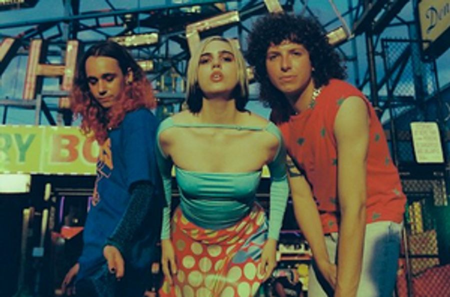 Sunflower Bean Shares New Single 'I Don't Have Control Sometimes' Image