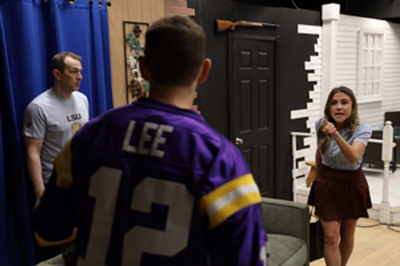 ONE WAY TICKET TO OREGON Comes to The Blue Door in April  Image