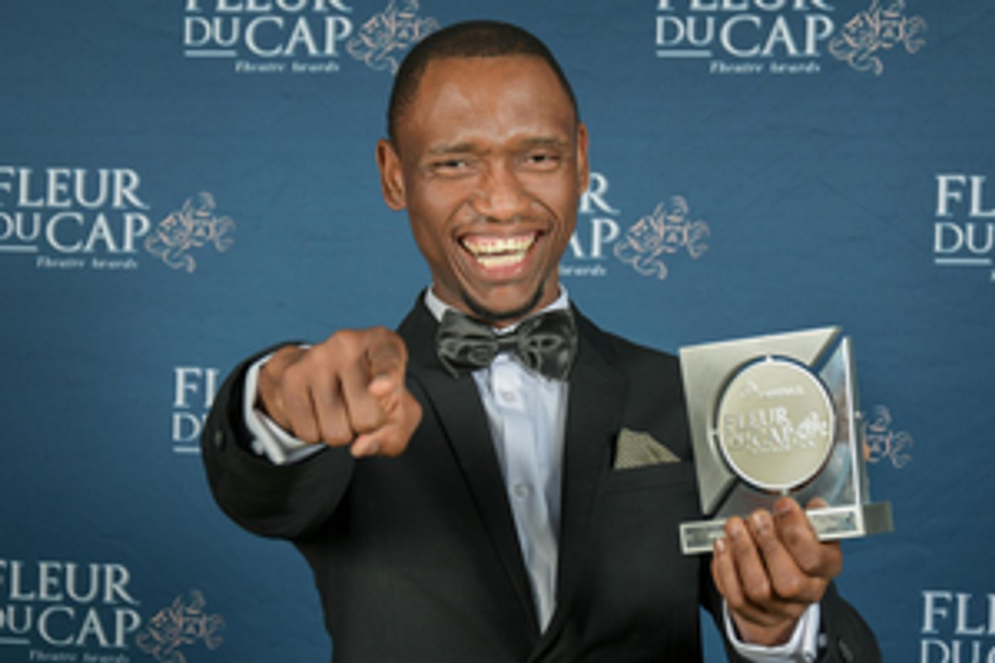 Interview: Siya Mayola Discusses Win at the FLEUR DE CAP THEATRE AWARDS and More  Image