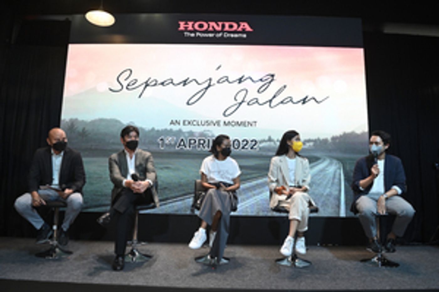 Honda Debuts Short Film SEPANJANG JALAN by Award Winning Director Kamila Andini  Image