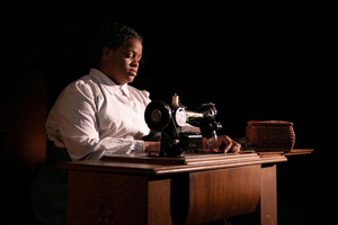 Review: INTIMATE APPAREL is Delightfully Shocking at Actor's Express  Image