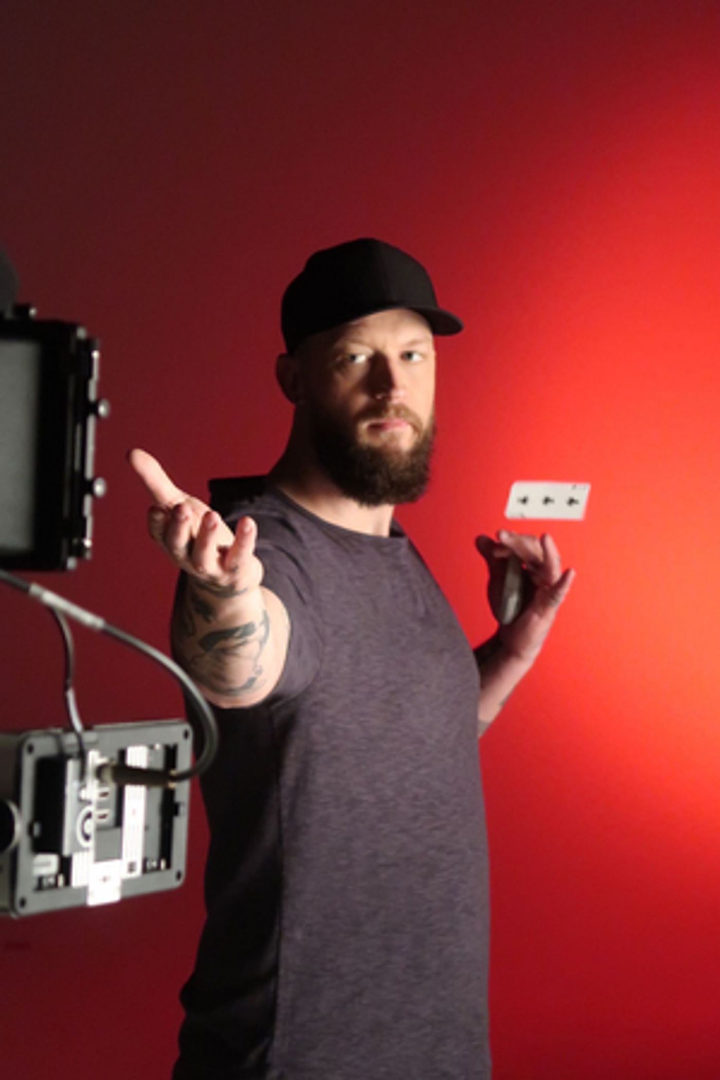 Big Trick Energy's Wes Barker and Chris Ramsay Bring Live Taping of COMEDY + MAGIC to Vancouver Big Trick Energy's Wes Barker and Chris Ramsay Bring Live Taping of COMEDY + MAGIC to Vancouver Image