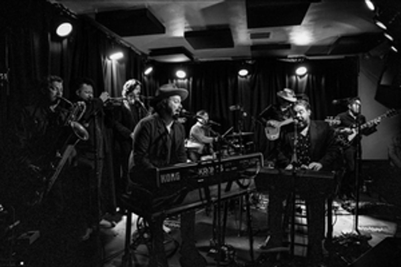 Nathaniel Rateliff & The Night Sweats Raise Over $35,000 For The Marigold Project  Image