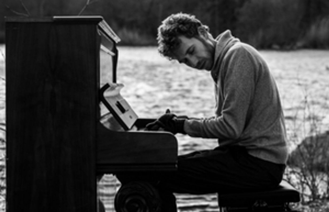 Neo-Classical Cinematic Pianist Doeke Unveils Latest Track, 'NADAGEN (AFTER-DAYS)' Neo-Classical Cinematic Pianist Doeke Unveils Latest Track, 'NADAGEN (AFTER-DAYS)' Image