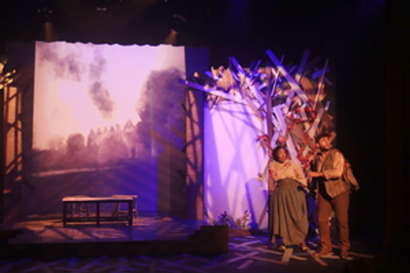 Review: THE WAR OF THE WORLDS at Classical Theatre Company is a Science Fiction Odyssey  Image