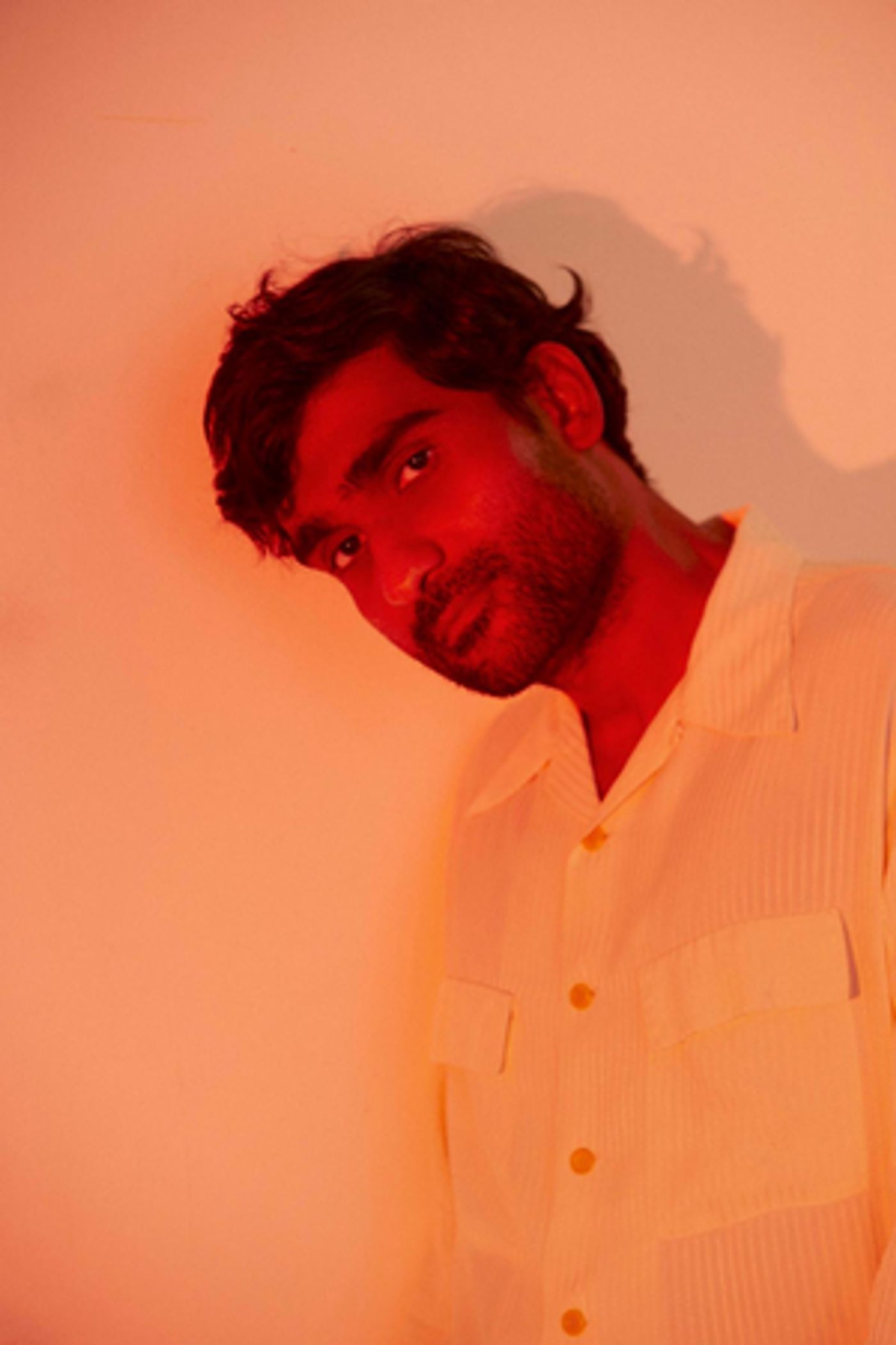Prateek Kuhad Debuts New Single 'Favorite Peeps'  Image