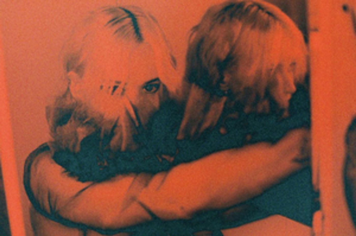 Annie Hamilton Shares New Singles 'Again' & 'All The Doors Inside My Home Are Slamming Into One Another'  Image