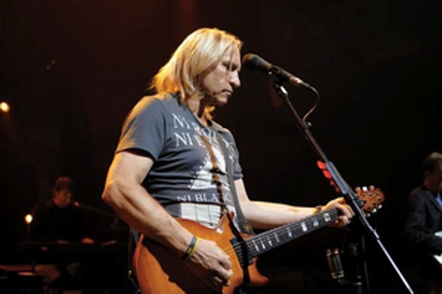Review: BWW REVIEWS: THE EAGLES  at Nationwide Arena Image
