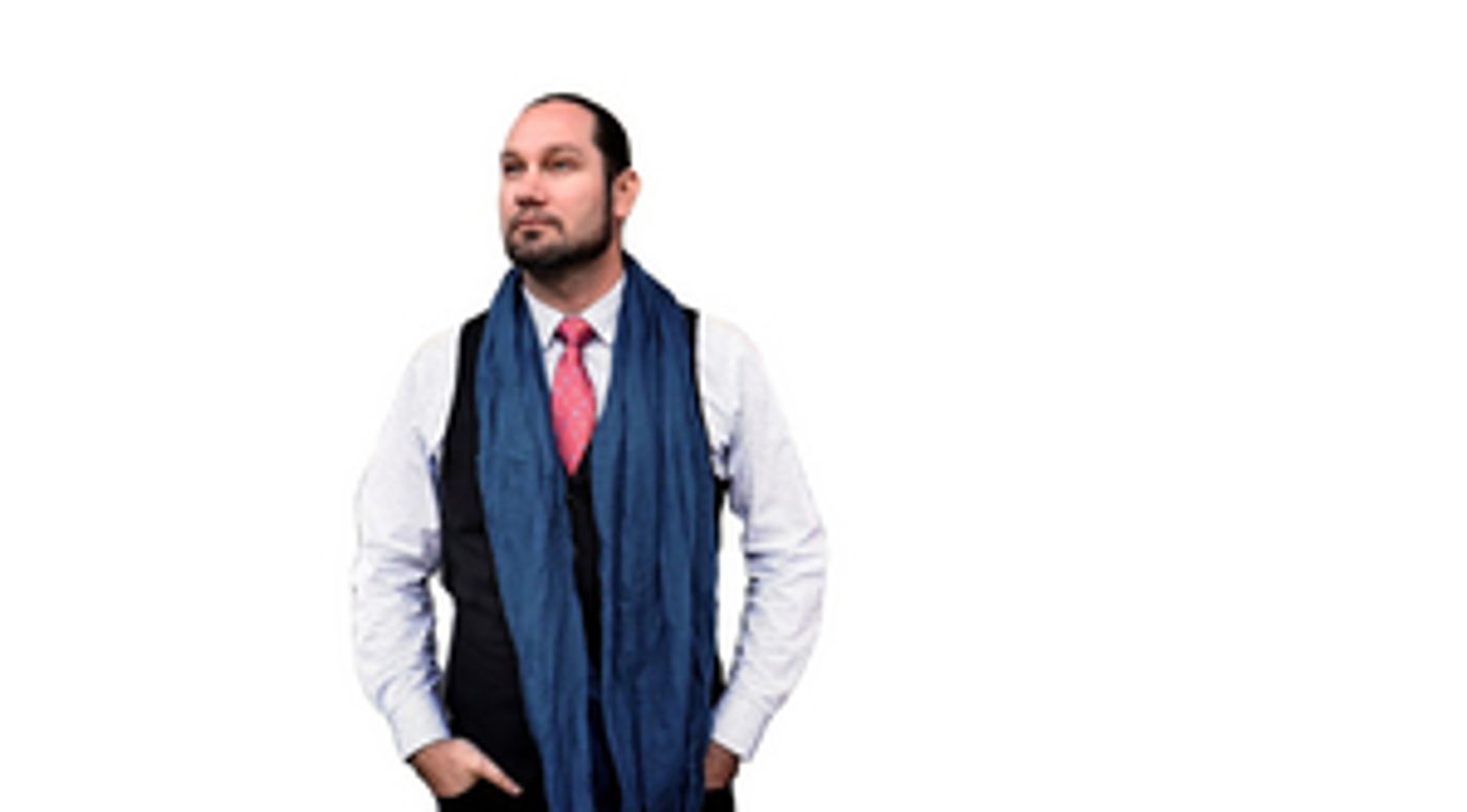 Flushing Town Hall Welcomes Victor Provost in May  Image