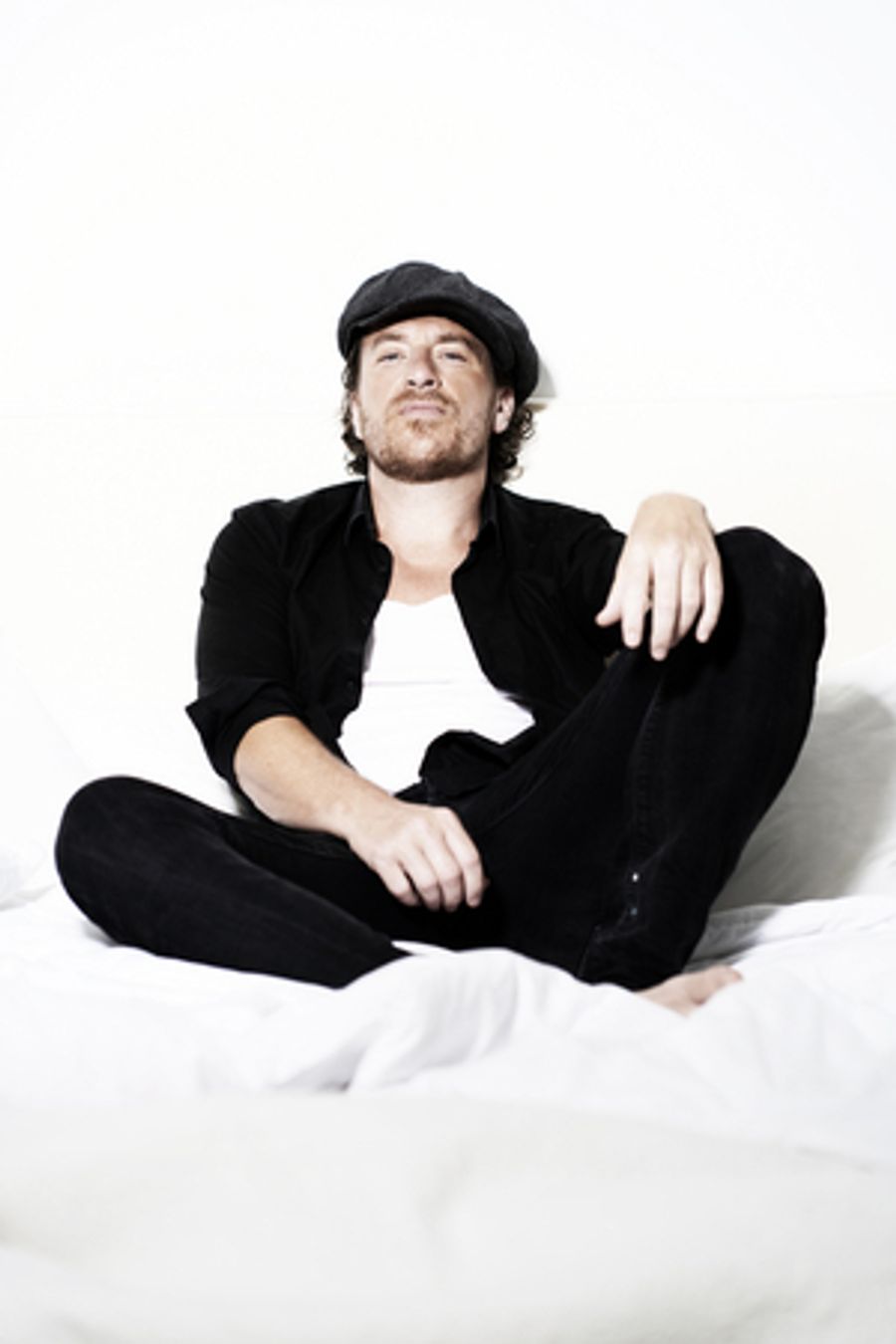 Parov Stelar Drops 'Moonlight Love Affair' Album Image