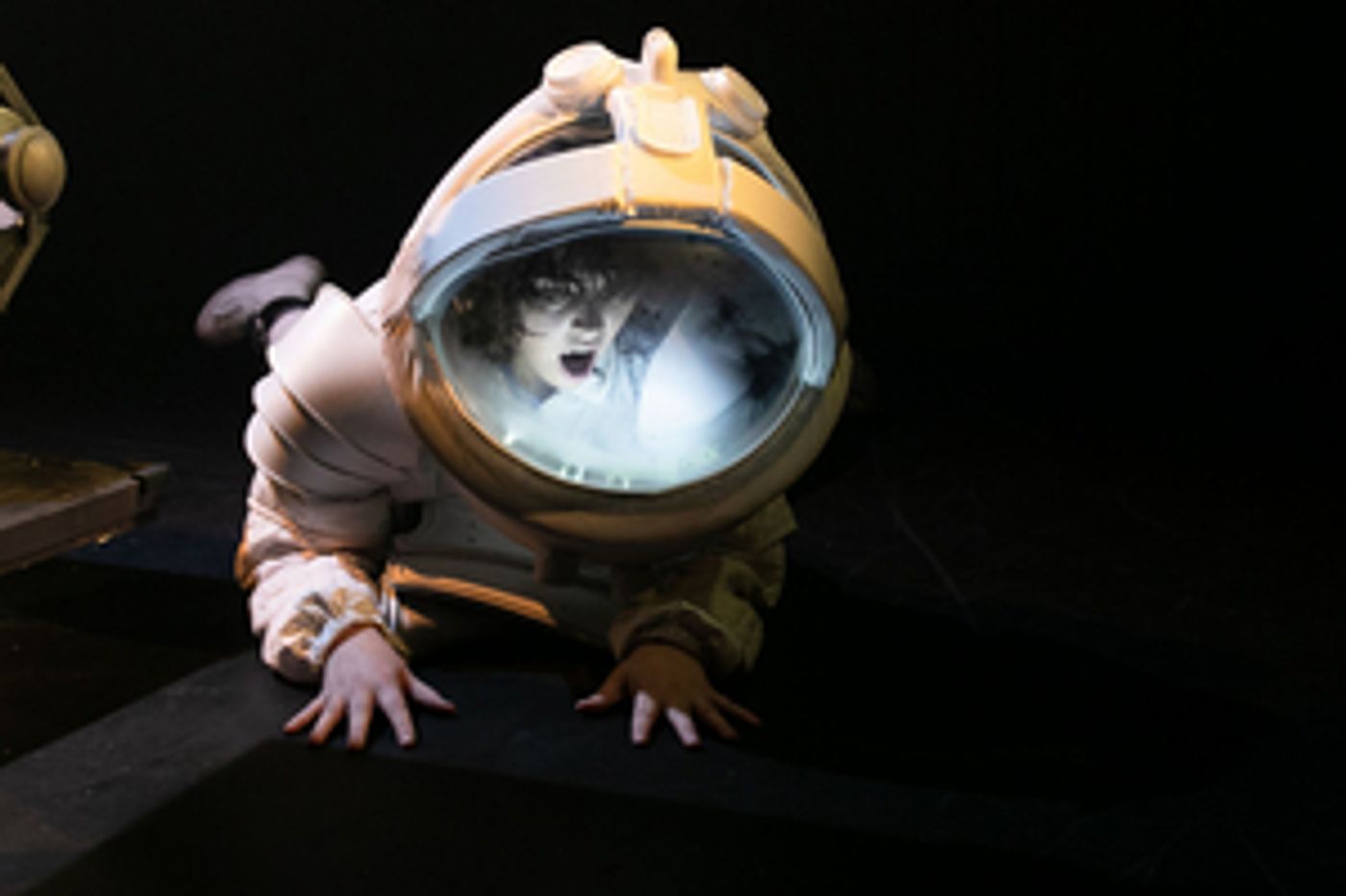 Review: EARTHSIDE at The Blue Room Theatre  Image