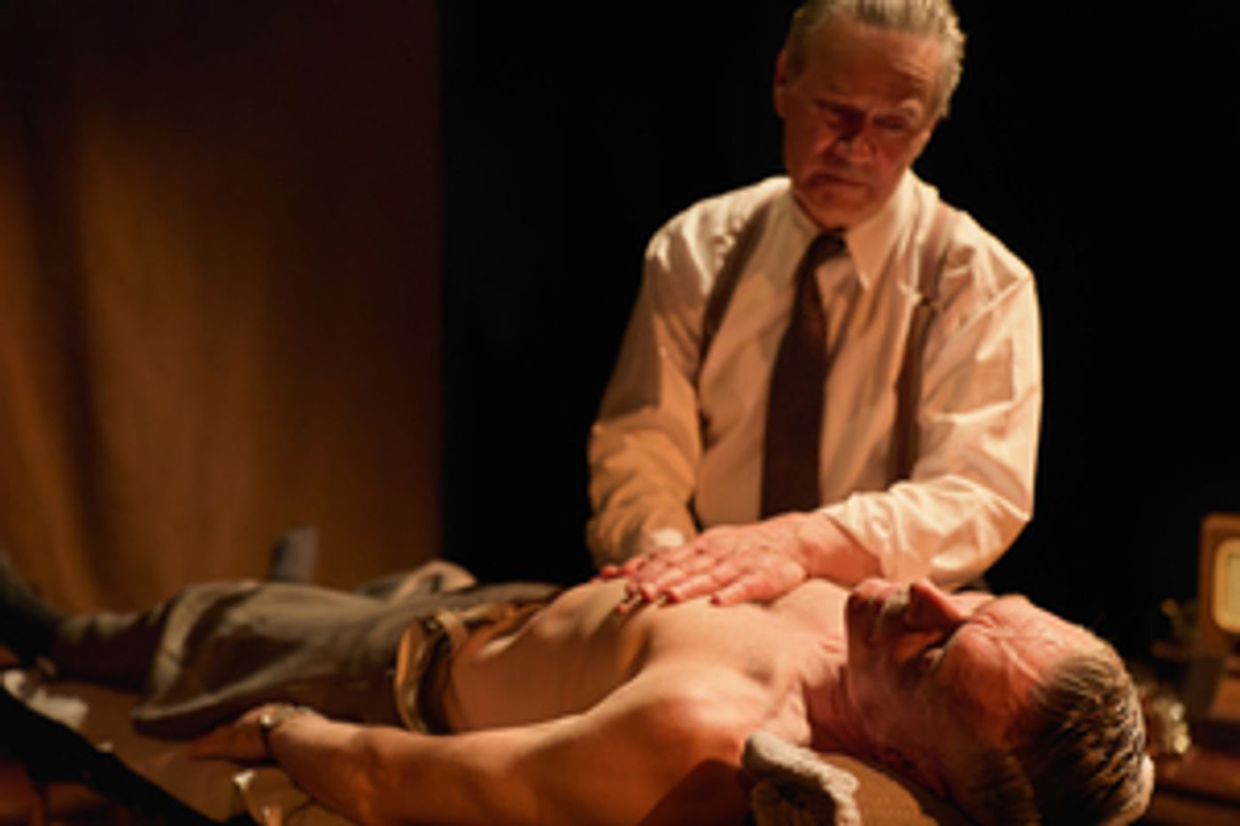 Review: THE END OF THE NIGHT, Park Theatre  Image