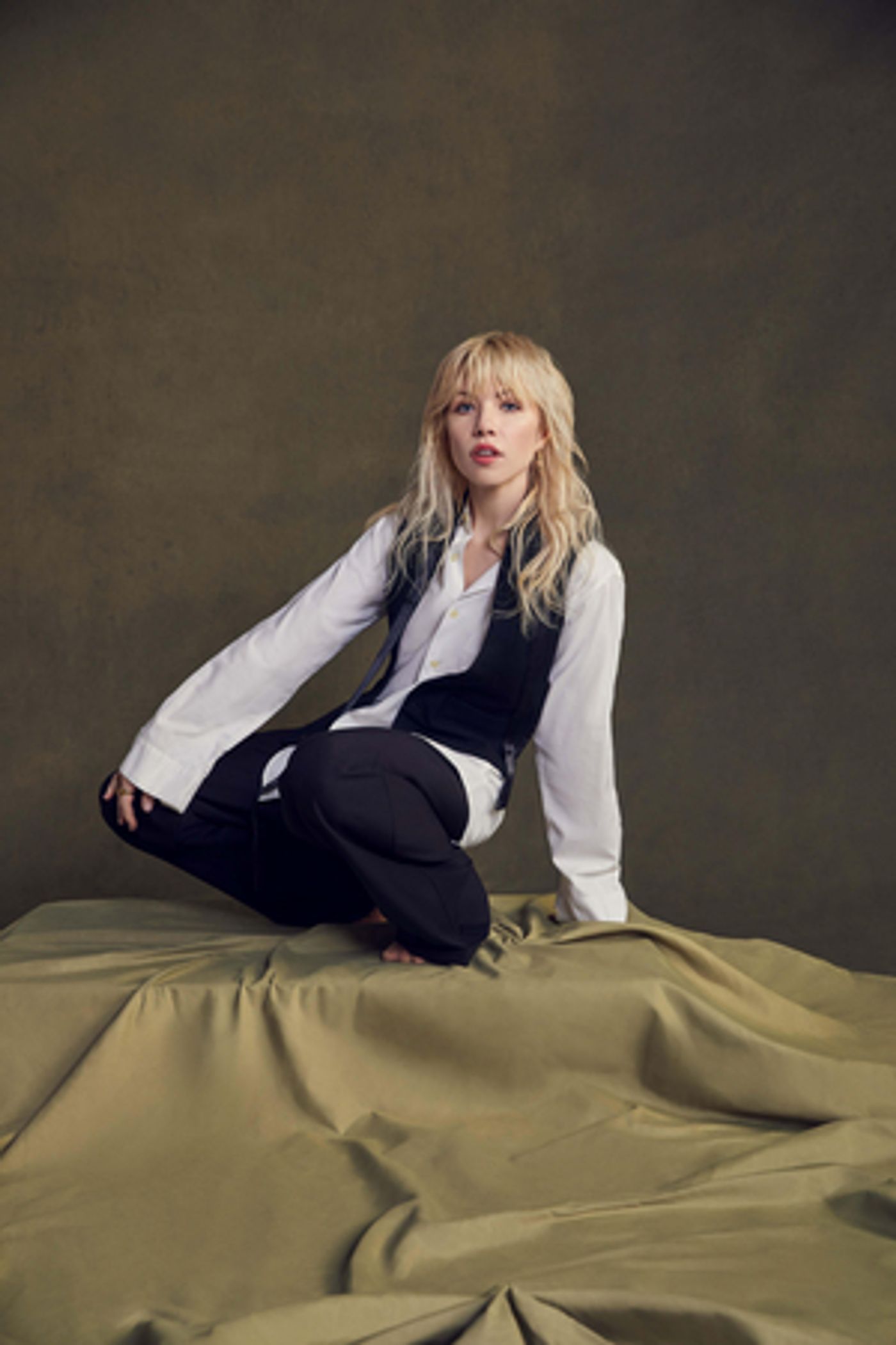 Carly Rae Jepsen Premieres New Single 'Western Wind' Carly Rae Jepsen Premieres New Single 'Western Wind' Image