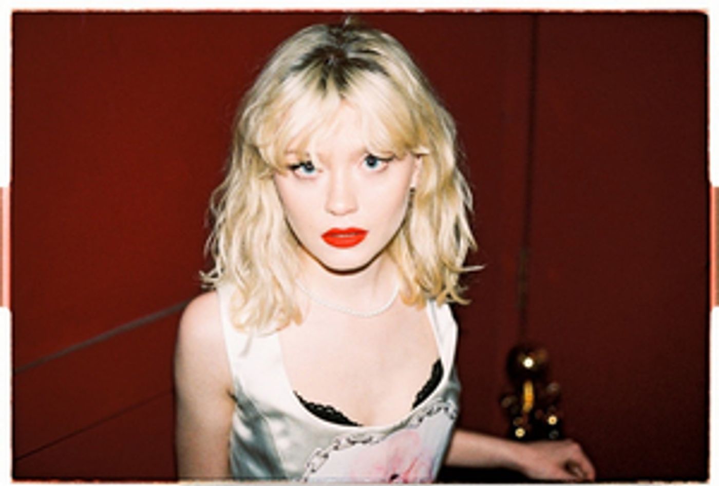 Maisie Peters Releases Highly Anticipated Track 'Cate's Brother' Maisie Peters Releases Highly Anticipated Track 'Cate's Brother' Image