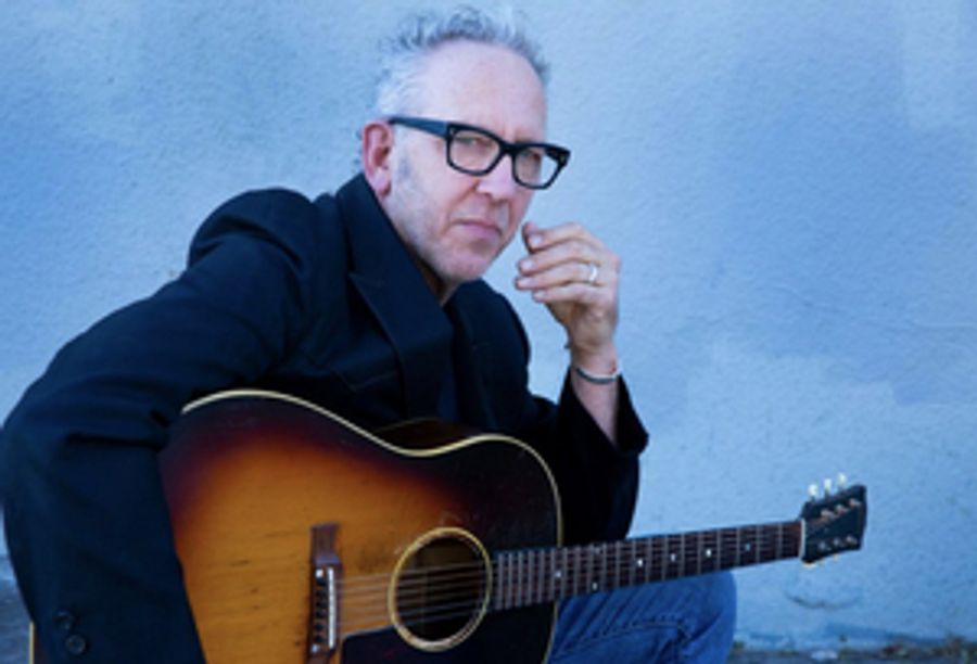Singer-Songwriter Darden Smith Shares Music Video for 'Western Skies'  Image