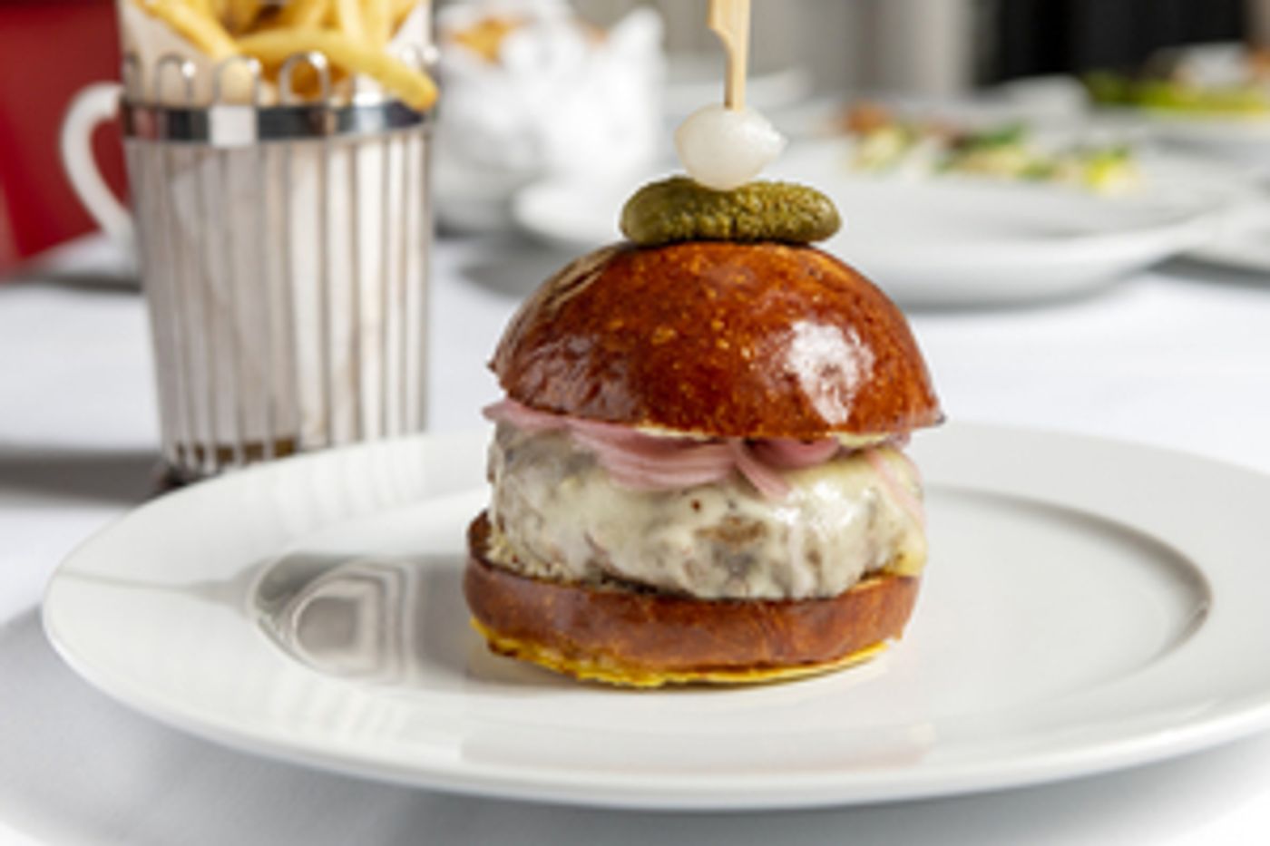 THE LAMBS CLUB Re-Opens for Lunch THE LAMBS CLUB Re-Opens for Lunch Image