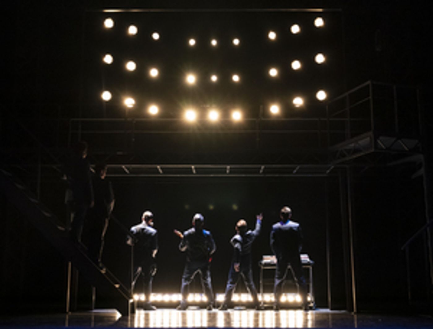 Review: JERSEY BOYS at the Hobby Center is an Infectious Escape  Image