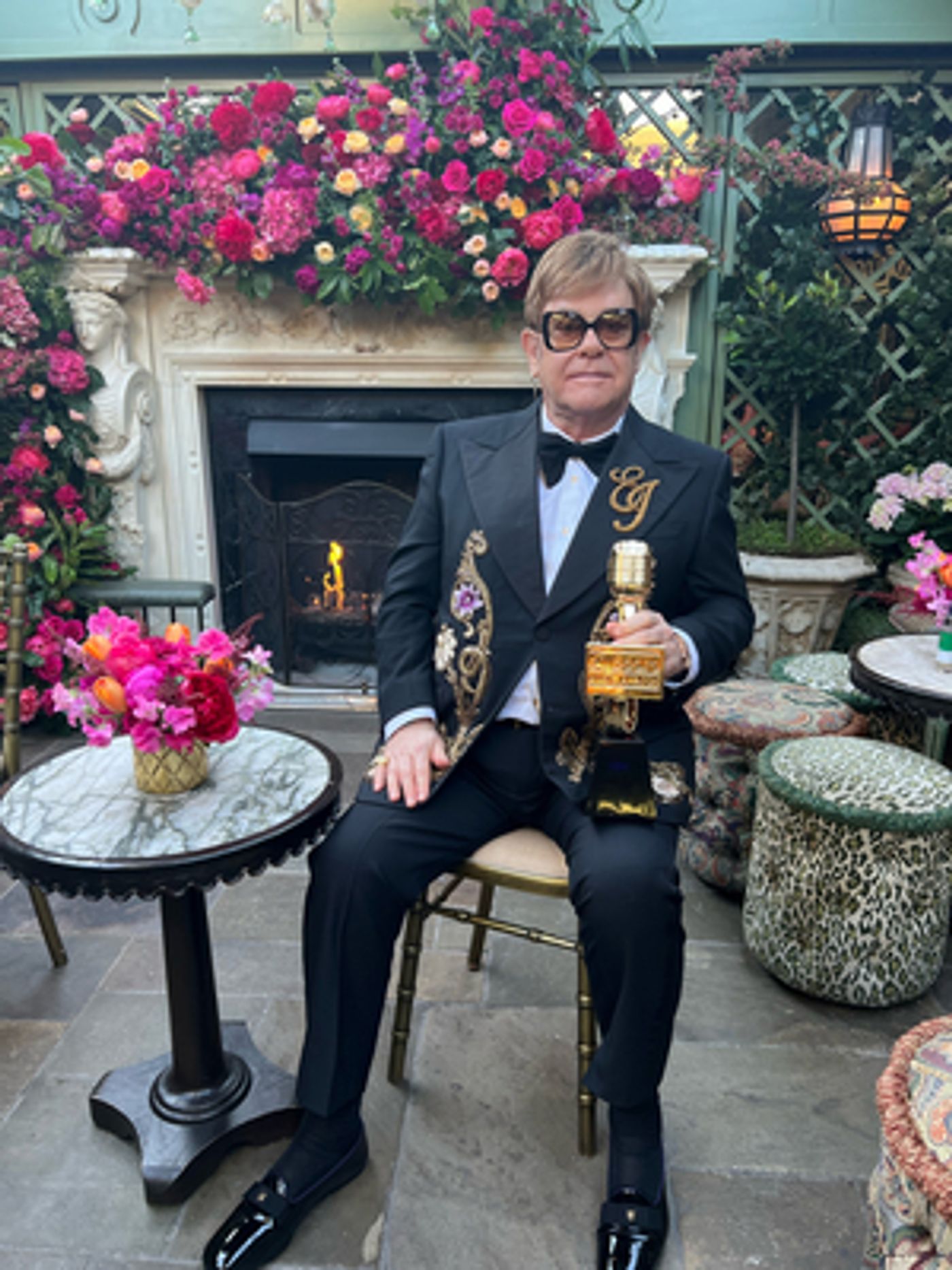 Taylor Swift, BTS & More Win Billboard Music Award - Full List of Winners!  Image